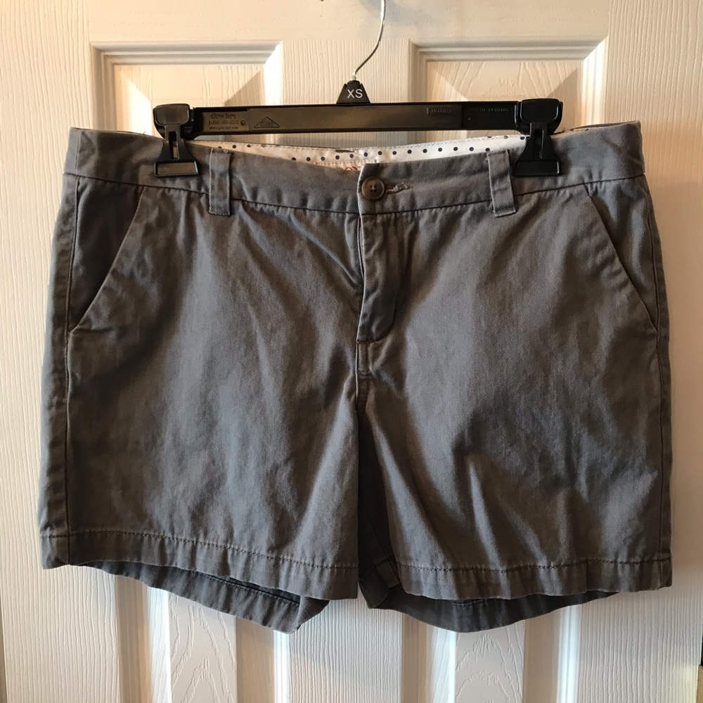 Gray shorts